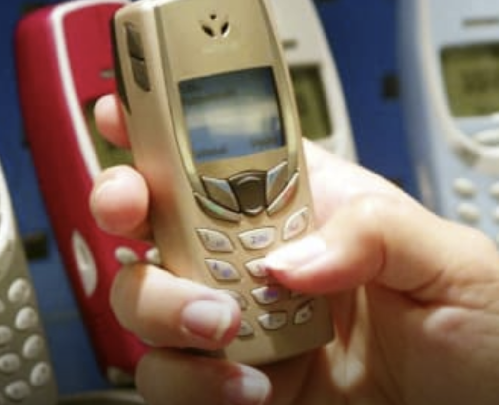 ‘Dumb Phones’ Are On The Rise, And The Reason Is Absolutely Brilliant…