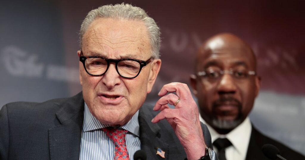 Chuck Schumer Finishes 2025 as Washington’s Least Popular Leader