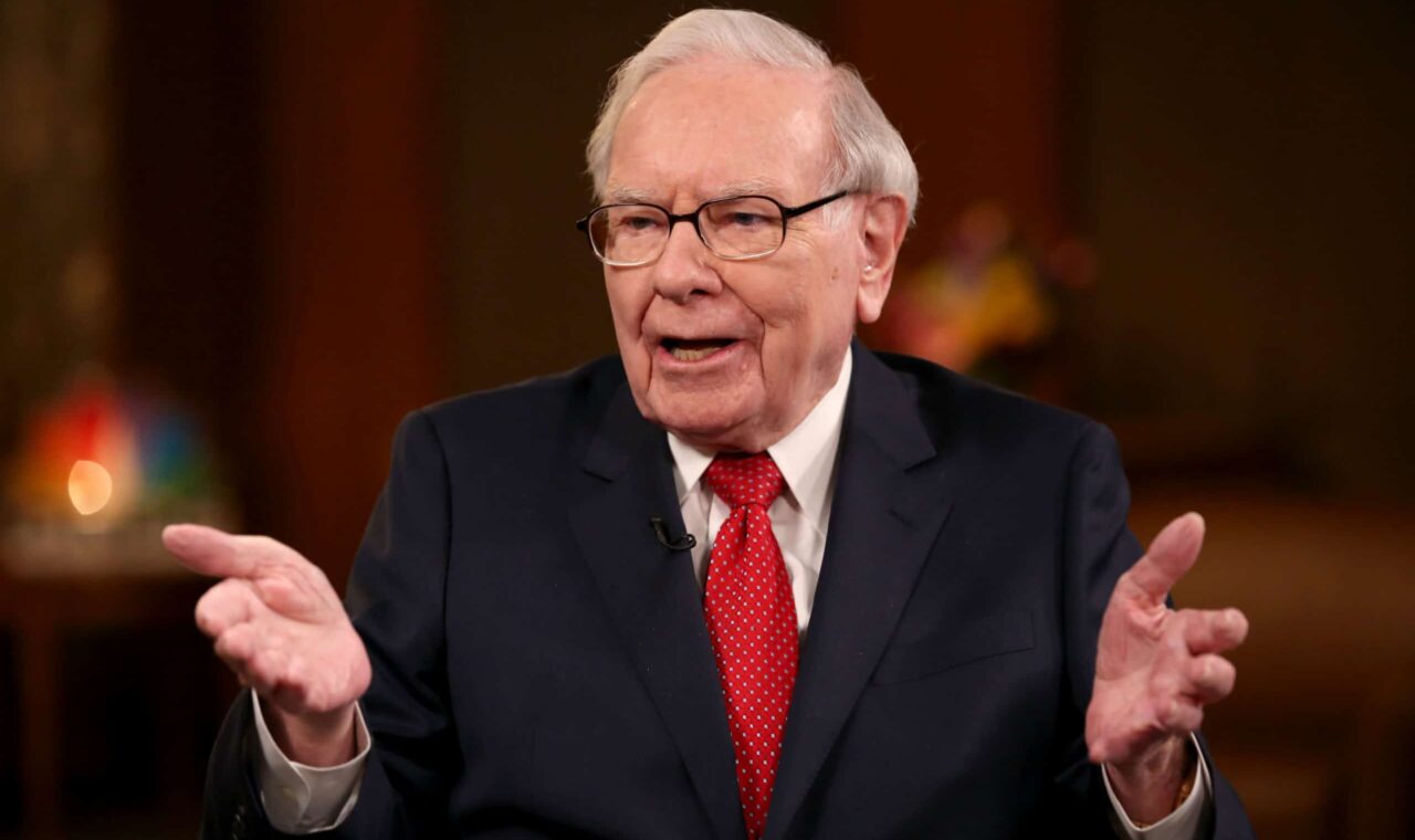Buffett Hands Berkshire’s Chair to His Son—As Source Notes Bitcoin Now Tops Berkshire’s Value